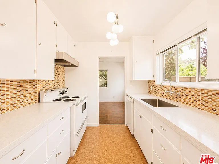 5366 Village Grn — Photo 20