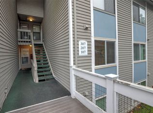 31507 106th Pl SE APT S-207, Auburn, WA 98092