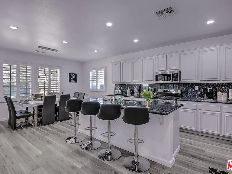 82580 Yeager Way — Photo 25