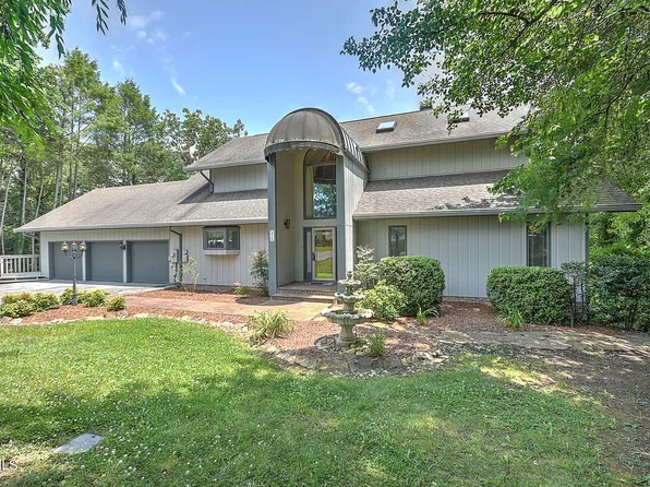 312 Charlie Ave, Piney Flats, TN 37686