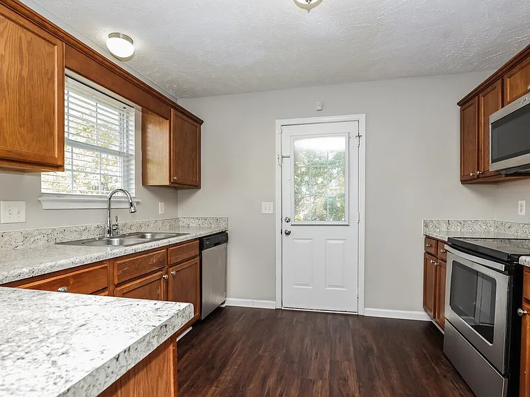 5027 Hectare Ln — Photo 7