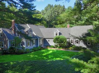 127 Far Reach Rd, Westwood, MA 02090