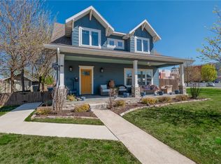 304 SW 3rd St, Bentonville, AR 72712