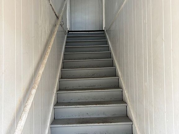 2nd image of 317 W Allen St #C