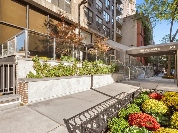 301 East 87th Street image 10 of 10