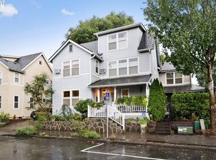 502 NE Roselawn St, Portland, OR 97211