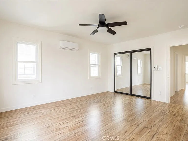 738 S Stanley Ave — Photo 18