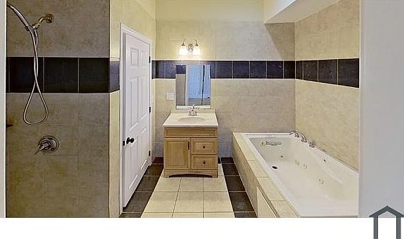 5th image of 9 Landor Rd #3
