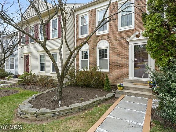 2nd image of 3872 Mohr Oak Ct