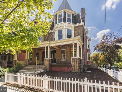 916 S 48th St, Philadelphia, PA, 19143