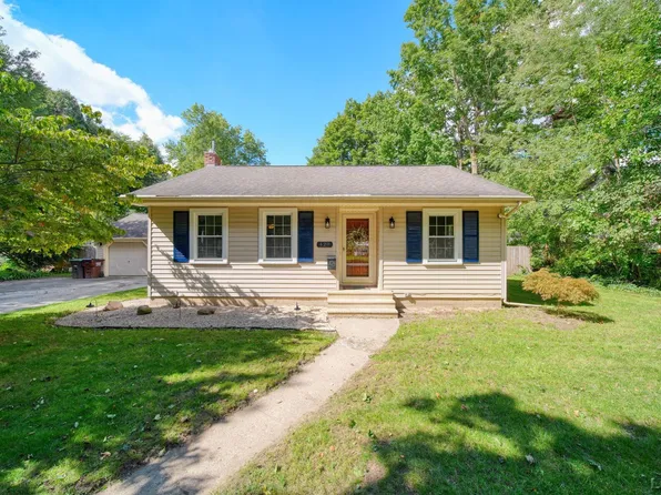 428 S Madison St, Adrian, MI 49221