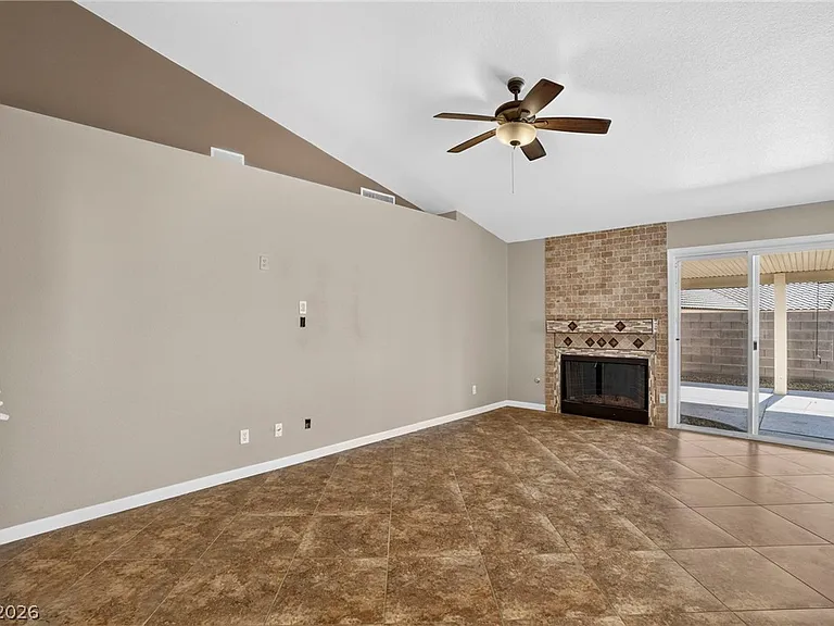 4552 Gonzales Dr — Photo 39