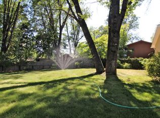 206 Kennedy Dr, Mount Shasta, CA 96067