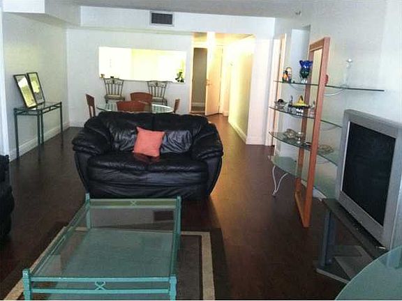 2nd image of 1717 N Bayshore Dr APT 3141