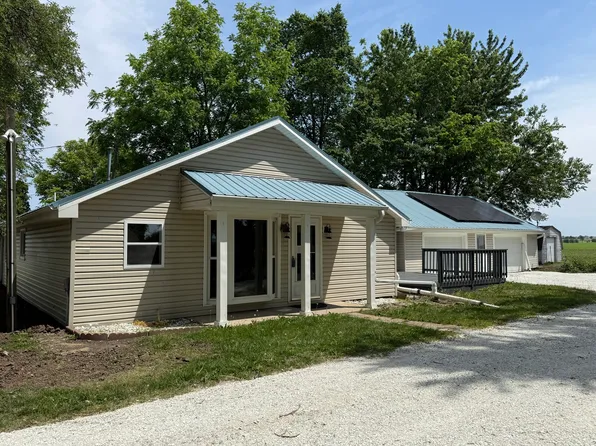 214 S Rising Rd, Champaign, IL 61822