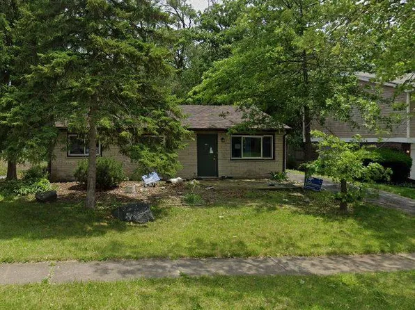 703 Circle Dr, University Park, IL 60484