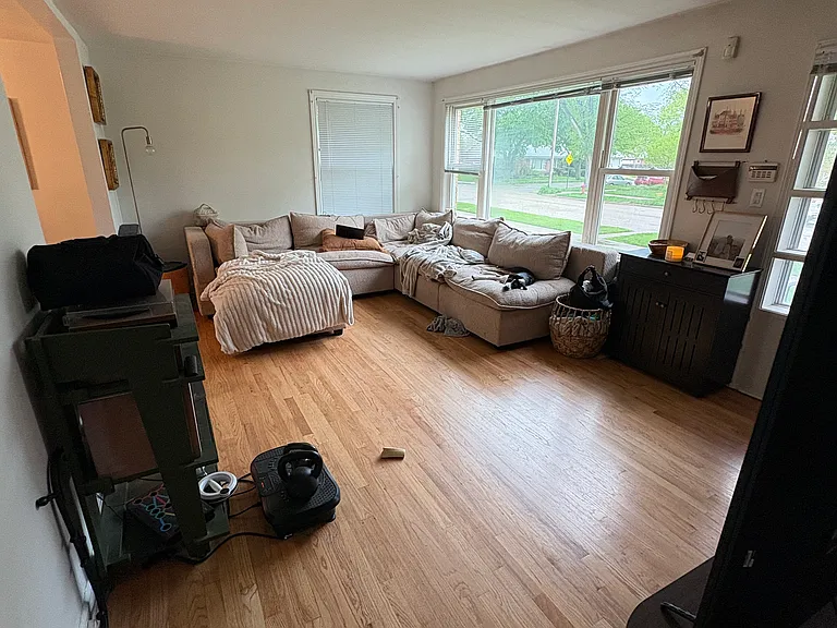 8509 Lawndale Ave — Photo 3