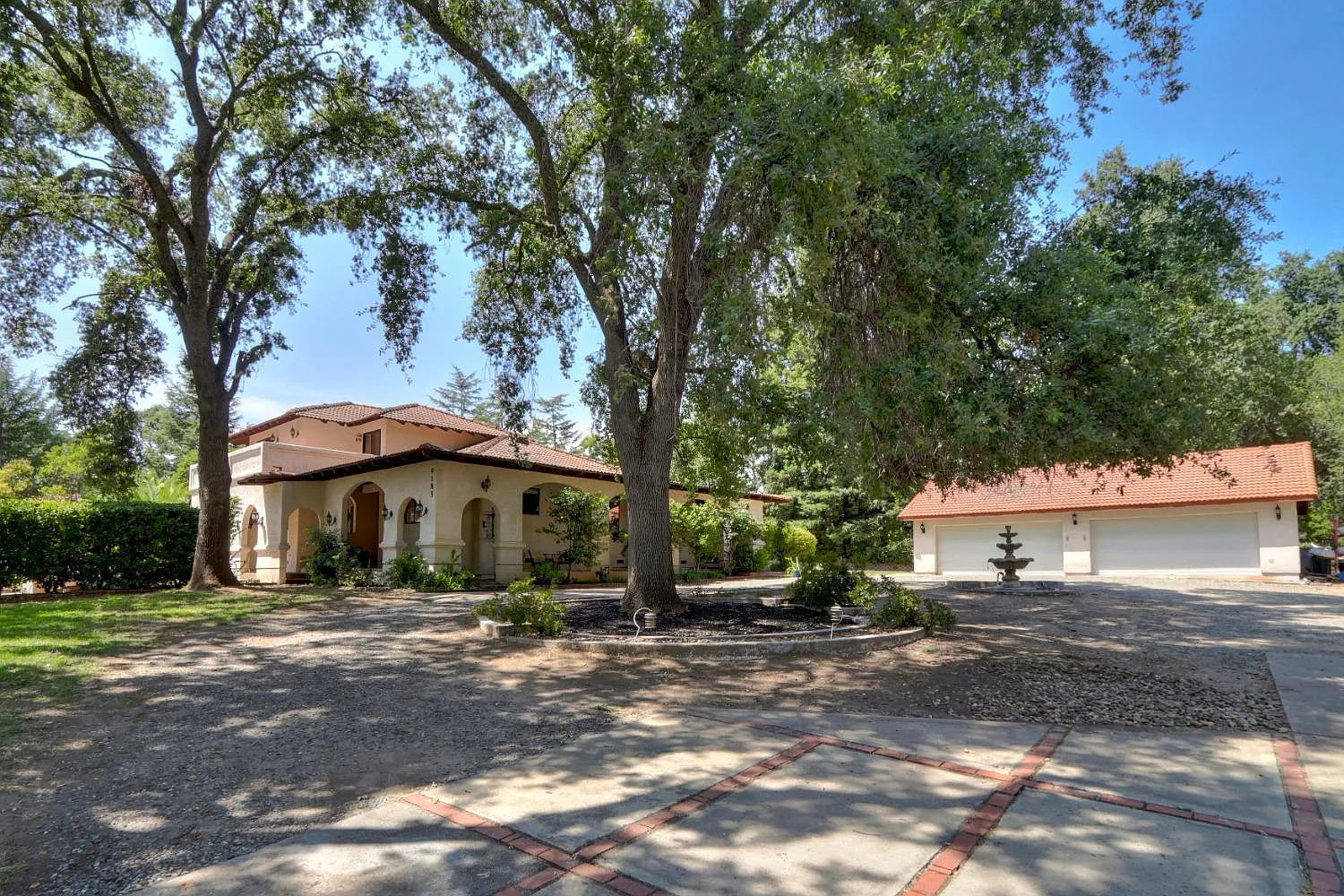 9185 Muir Way photo 1