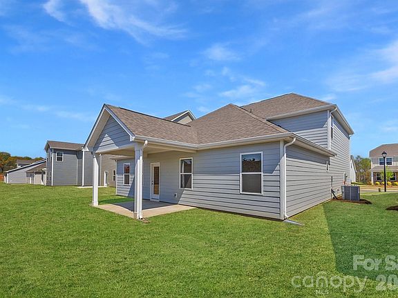 4th image of 454 Brick House Rd