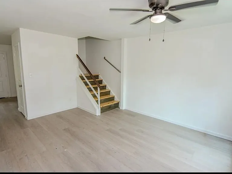 7867 Hamlet St #7867 — Photo 10