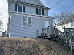 1128 Washington St, Waterloo, IA 50702