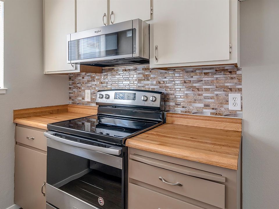 1st image of 445 Almond Dr APT 127