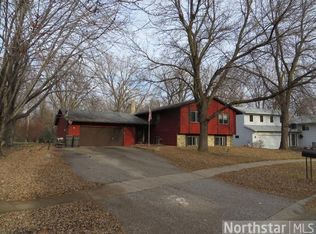 8650 Darnel Rd, Eden Prairie, MN 55344