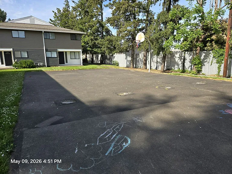 2550 Lee St SE — Photo 13