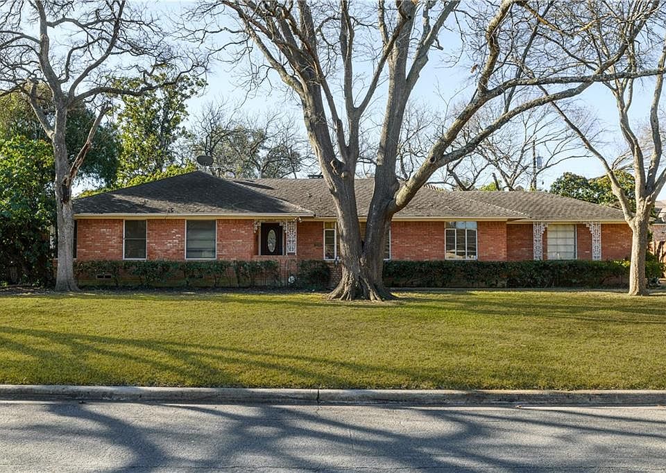 1st image of 5926 Royal Crest Dr