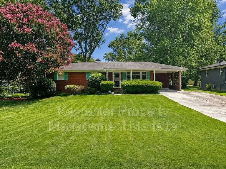 97 Eddie Ln SW — Photo 2