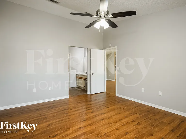 3326 Bottlebrush Ct — Photo 10