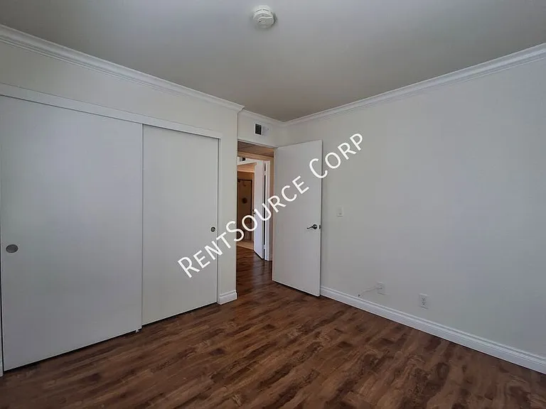 26901 Rainbow Glen Dr #643 — Photo 16