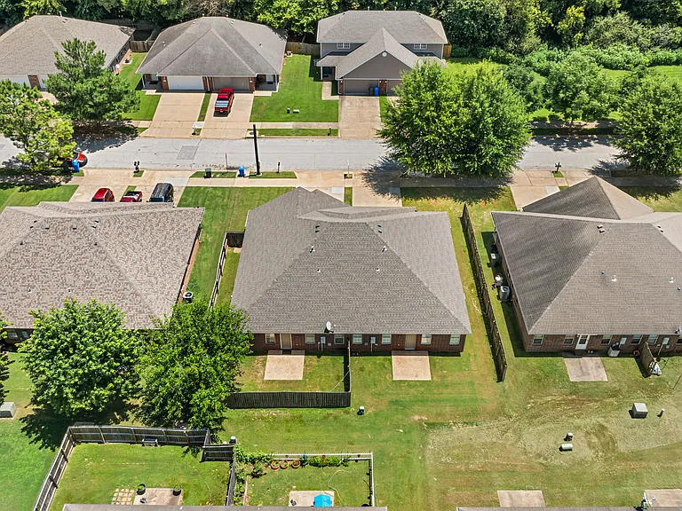 1669 N Evening Shade Dr — Photo 31