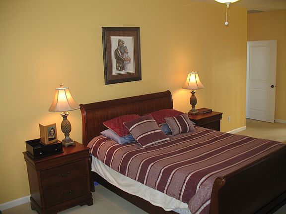 2nd image of 5000 Hershey Ln