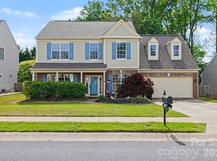4018 Manor House Dr, Charlotte, NC 28270