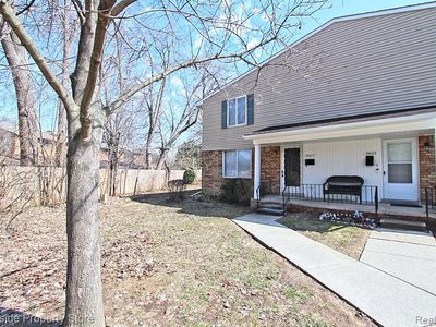 24417 Quad Park Ln, Clinton Township, MI, 48035