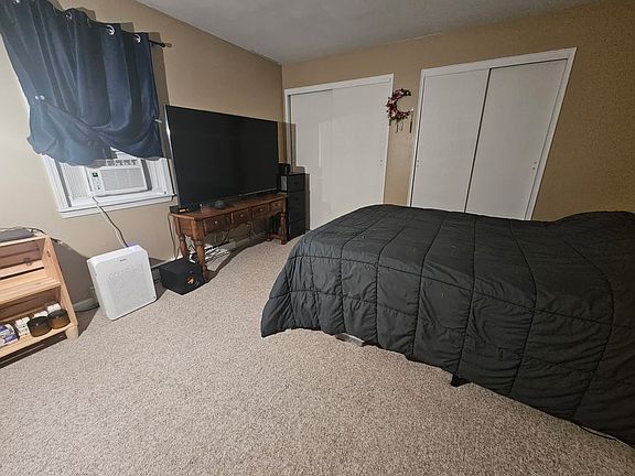 4th image of 111 Horse Pond Rd APT H