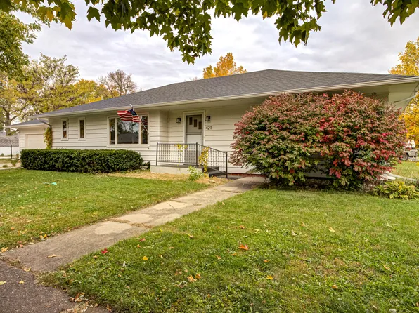 421 Story St, Story City, IA 50248
