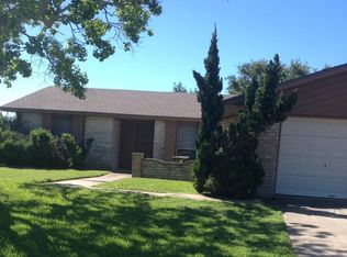 2310 Timberline Dr, Portland, TX 78374