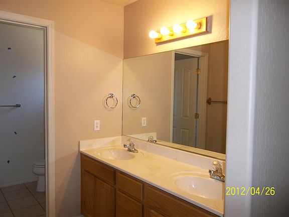 4th image of 3458 N Dale Dr