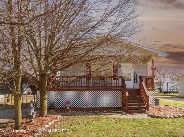 208 N Sterling St, Ashley, MI 48806