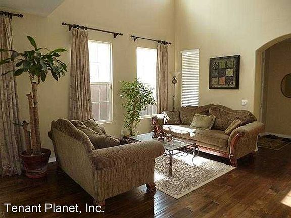4th image of 17127 Albert Ave