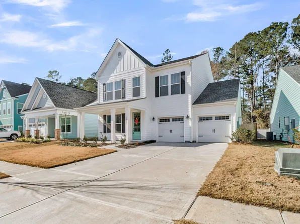 1017 Field Sparrow Dr, Ravenel, SC 29470