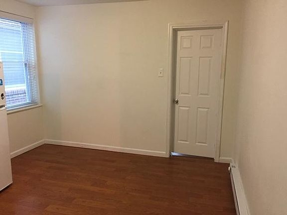 Living space area off kitchen