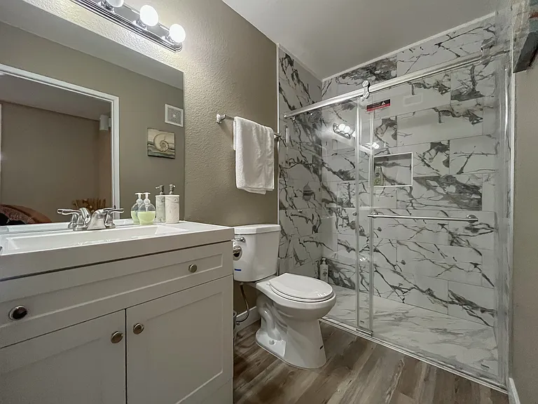 7885 W Flamingo Rd — Photo 7