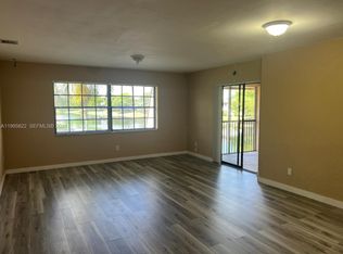 Grenadier Lakes At Welleb, Fort Lauderdale, FL 33351