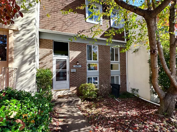 9526 Miranda Ct, Fairfax, VA 22031