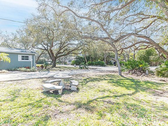 5th image of 5312 Riverview Dr