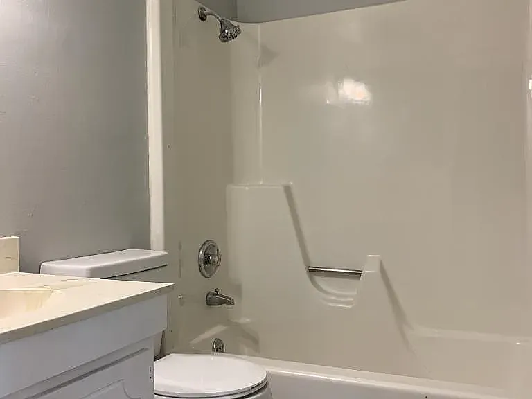 Darby Place Apartments — Photo 11