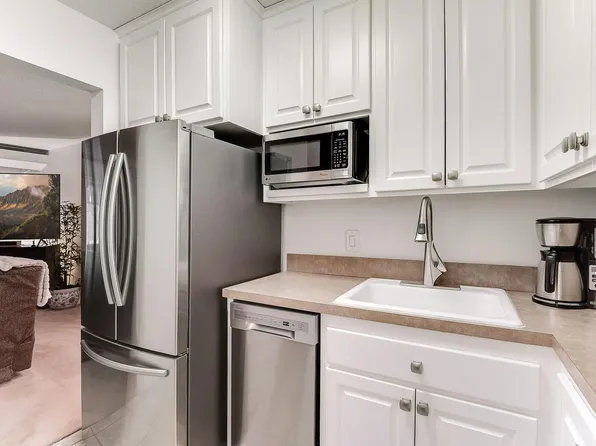 5410 Three Points Blvd APT 435, Mound, MN 55364